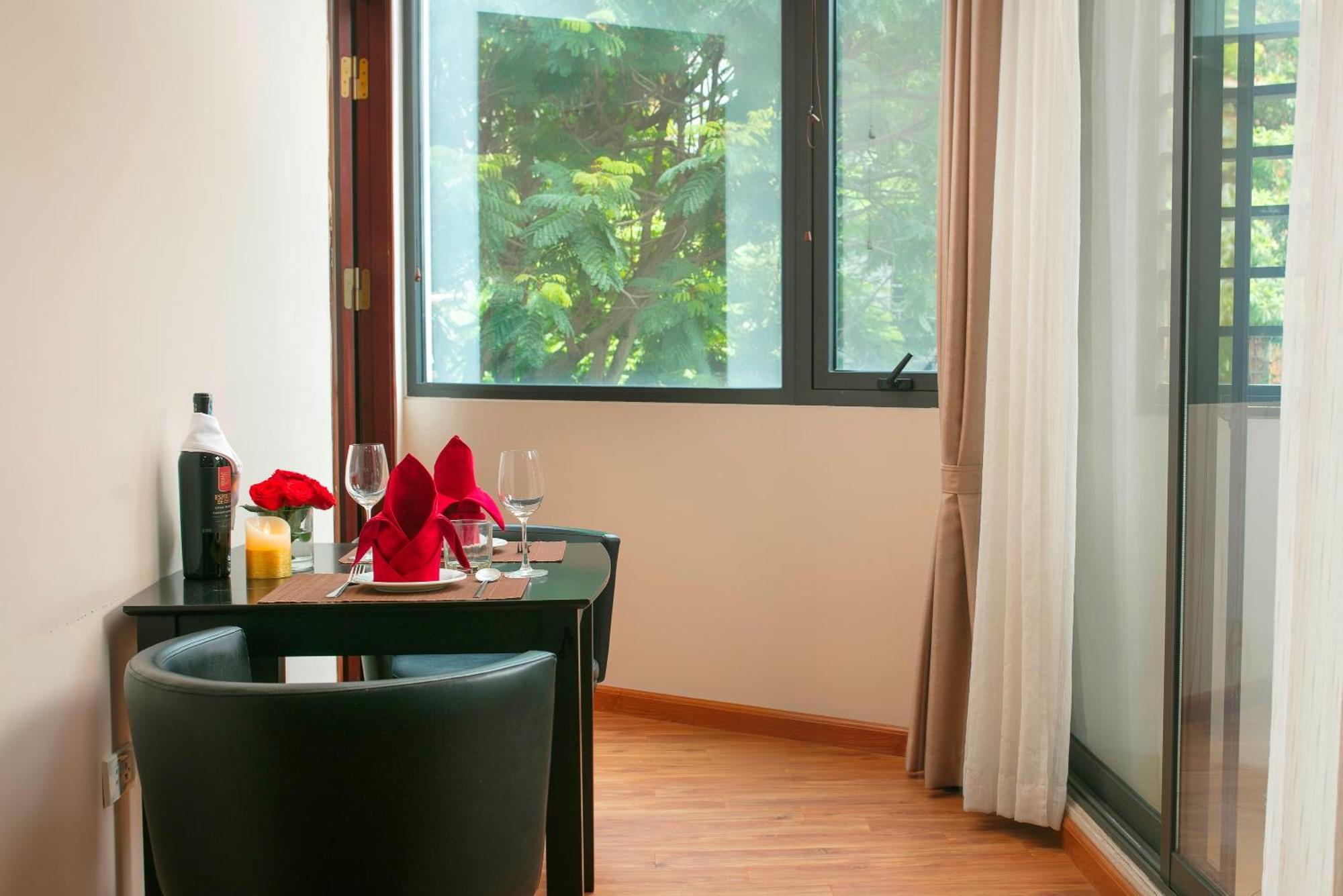 Hb Serviced Apartment - 12 Tran Quy Kien Ханой Екстериор снимка